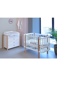 WHITE YappyÉtude Babybett und Wickelkommode